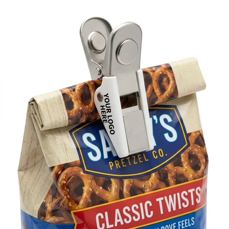 Chip Clip with Magnet 3