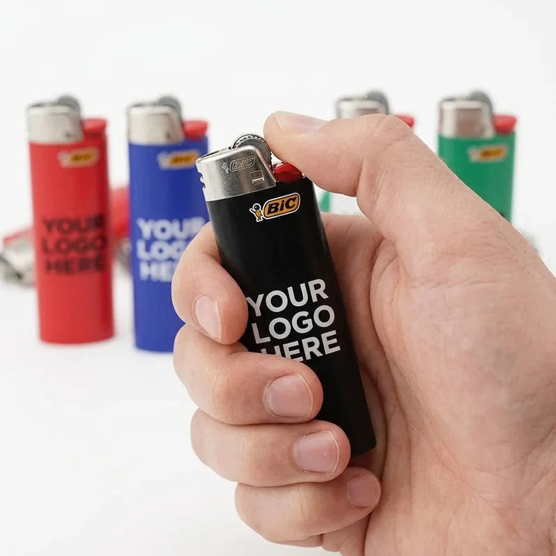 Tilpassede BIC Lightere 3