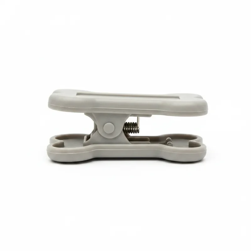 Summit Dog Bone Bag Clip 3